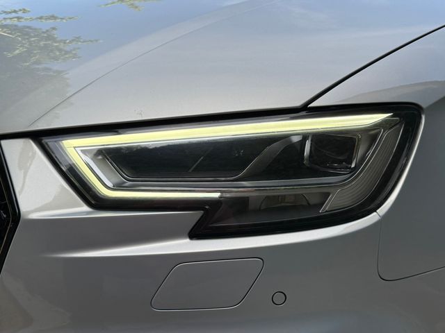 AUDI RS3 Sedán Black Line 2.5TFSI 400cv