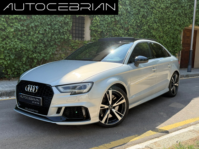 AUDI RS3 Sedán Black Line 2.5TFSI 400cv