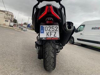 KYMCO AK 550