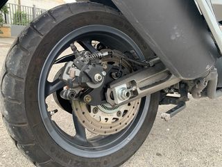 KYMCO AK 550