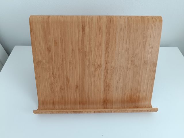 Soporte de madera para tablet/libro