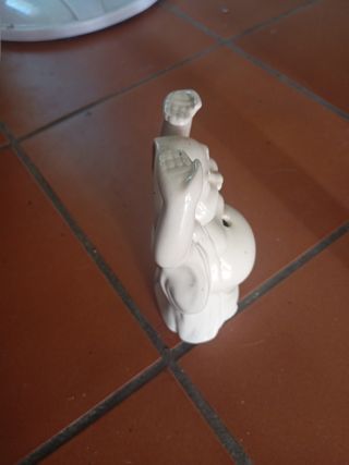 Statua Buddha Sorridente in Porcellana Bianca