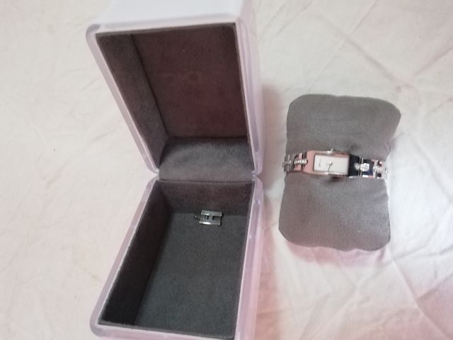 Orologio Donna DKNY Argentato con strass