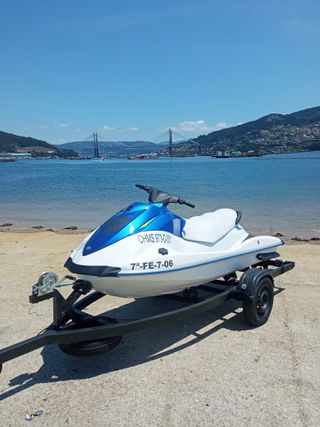 Moto de agua Yamaha VX 110 Sport 3 plazas