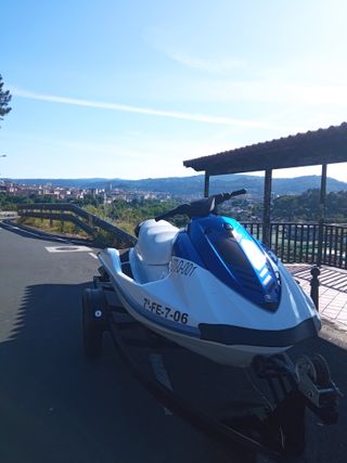 Moto de agua Yamaha VX 110 Sport 3 plazas