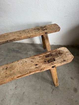 Banco de madera rústico