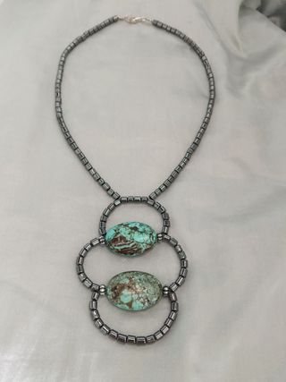Collar artesanal Turquesa y Hematites