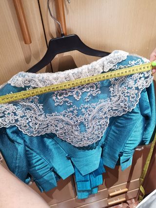 Corpiño fallero turquesa con encaje blanco