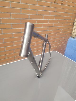 •Cuadro TITANIO 29" VAN NICHOLAS Pioneer Rohloff. 