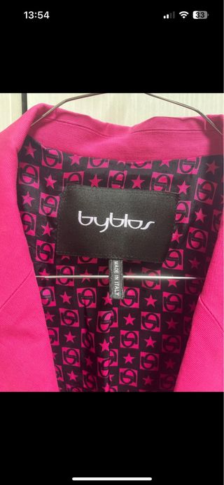 Giacca Byblos rosa maniche a sbuffo