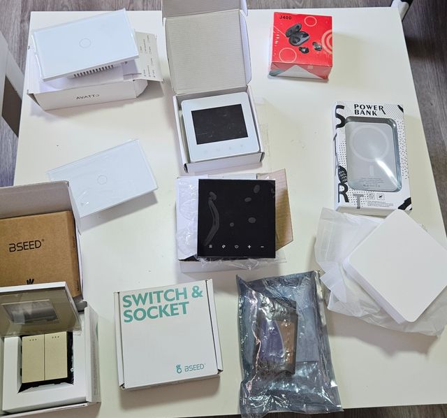 Lotto 10 Articoli vari: elettronica e casa