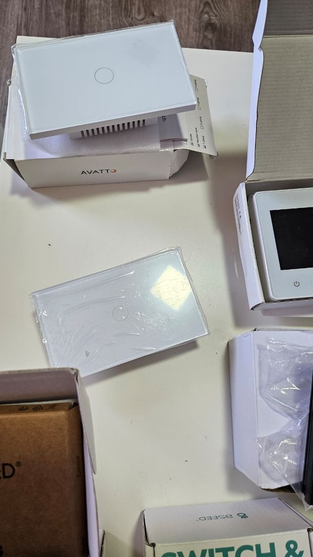 Lotto 10 Articoli vari: elettronica e casa