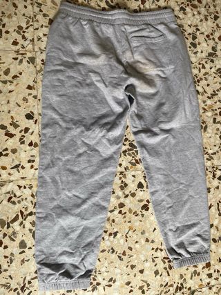 Pantalón chándal gris