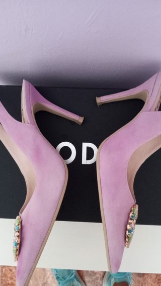 Zapatos Lodi Morados con Corazón Brillante