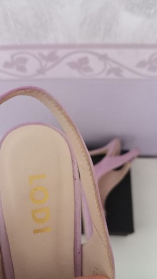 Zapatos Lodi Morados con Corazón Brillante