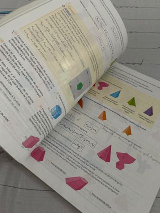 Matemáticas. 2 Secundaria. Revuela