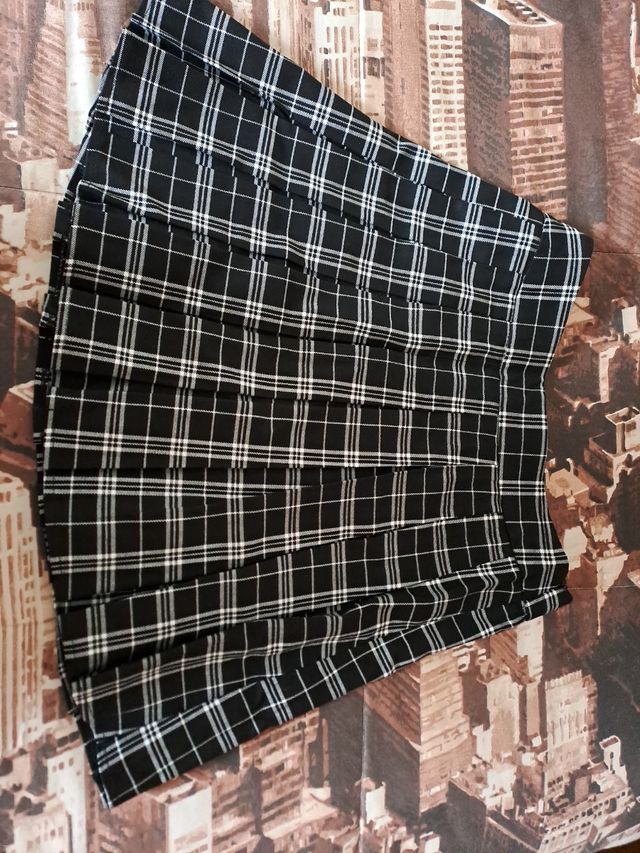 Falda de tabla a cuadros