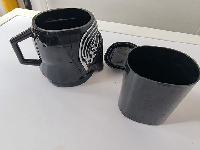 Casco Kylo Ren Star Wars