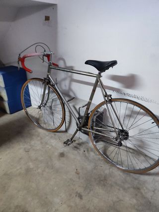 Bicicleta de carretera clásica BH