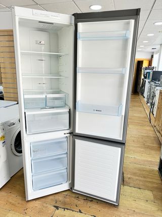COMBI BOSCH INOX 2mts NOFROST A++. ENVIO A CASA