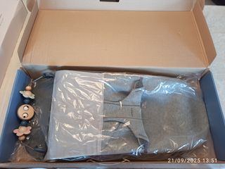 Hamaca BabyBjorn con juguete