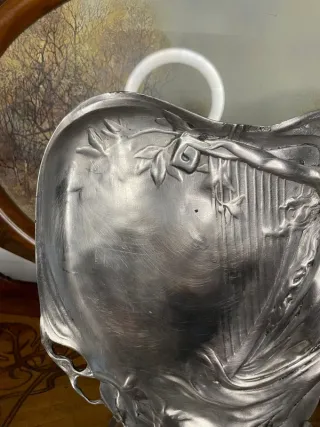 Piatto Decorativo Étain d'Art Art Nouveau