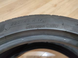 2 Neumáticos Ruedas 225/45 R17 91W