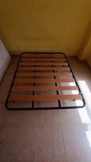 Colchón y somier 135x180 con patas
