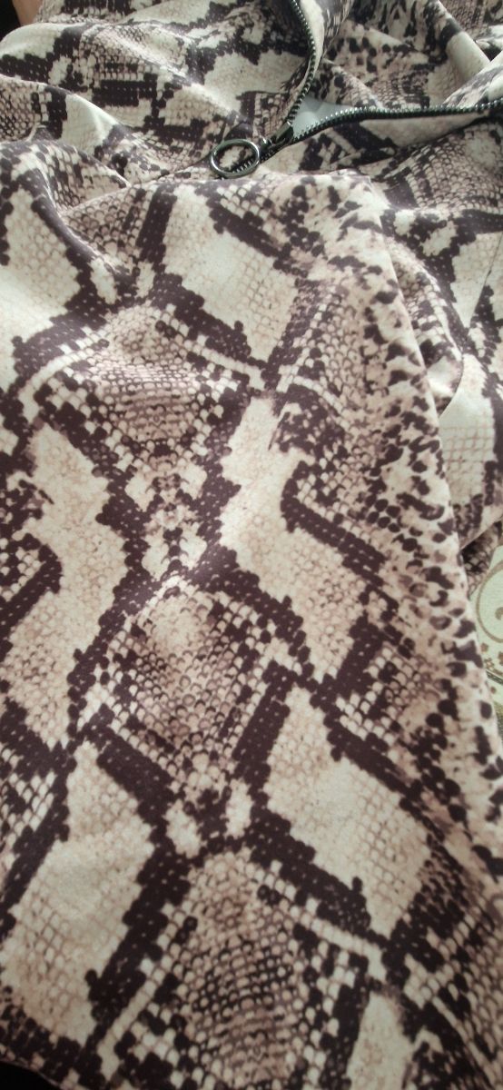 Vestido estampado serpiente Sfera