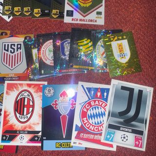 Lote 65 cromos fútbol - Escudos Equipos