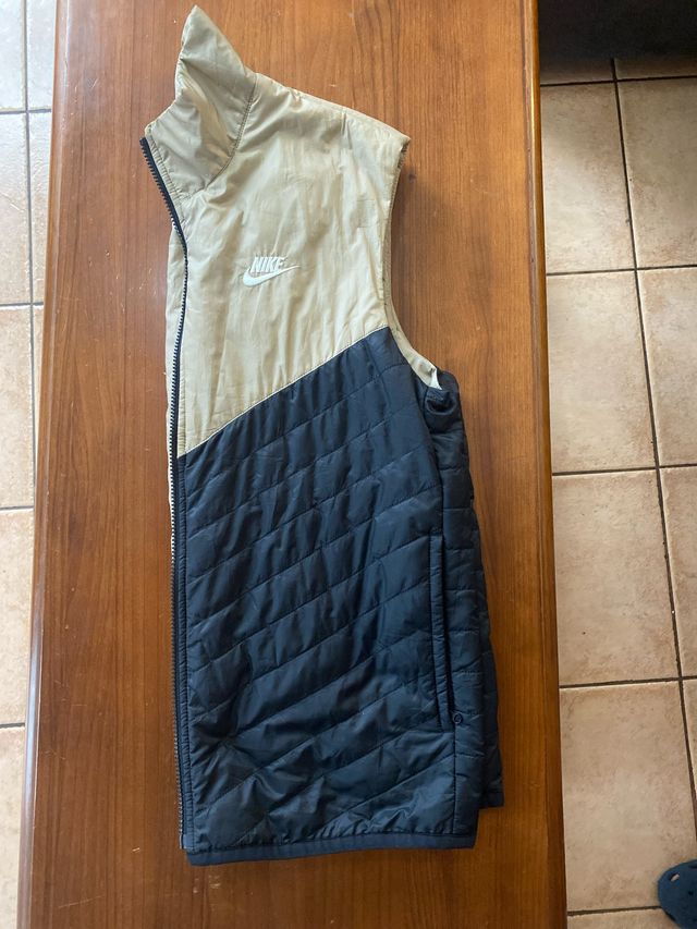 Chaleco Nike Talla S Beige y Negro