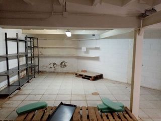 Local comercial en alquiler en Instituts - Universitat en Lleida