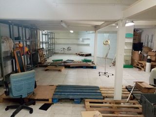 Local comercial en alquiler en Instituts - Universitat en Lleida