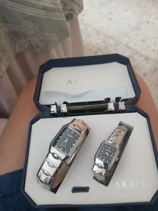 Relojes rosra de la marcaAkaisi