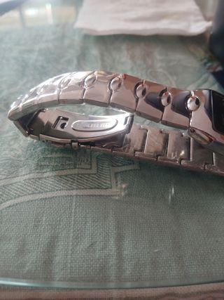 Relojes rosra de la marcaAkaisi