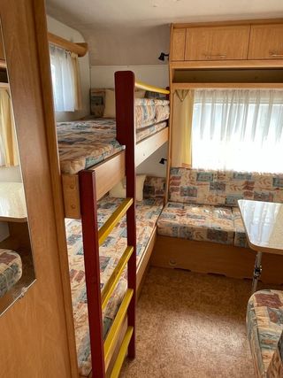 Caravana Burstner Club 465TK