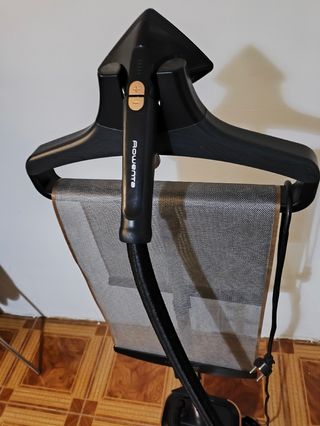 Plancha Vertical Vapor Rowenta