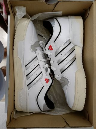 Adidas Rivalry Low 86 


