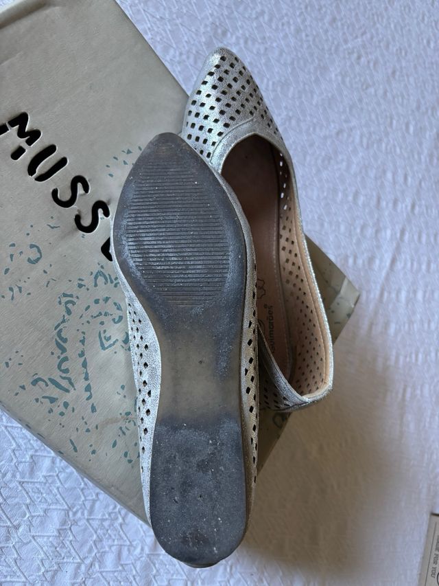 Manoletinas de piel,Guimaraes Plata Talla 35