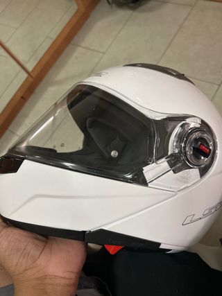 Casco de moto blanco Ls2 abatible
