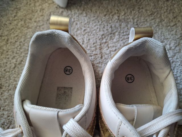 Playeras Mujer Beige y Dorado