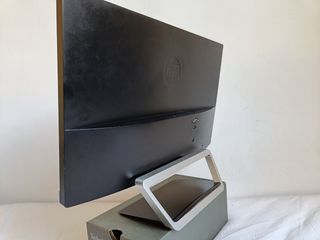 Monitor HP Pavilion 22 Plata