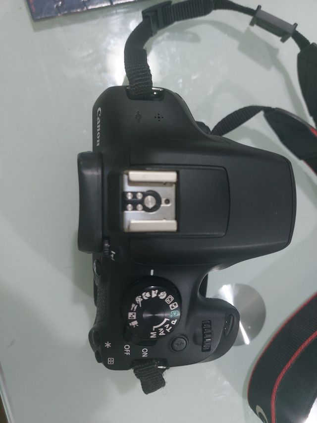 Canon EOS 1300D Cámara DSLR Negra