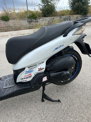 Honda SH 125i (MOTOR CON 2000km) 170cc