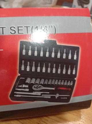 Caja de herramientas 46 piezas