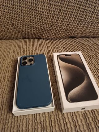 iPhone 15 Pro Max 1TB averiado