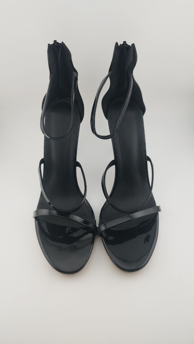 Sandalias de tacón negras