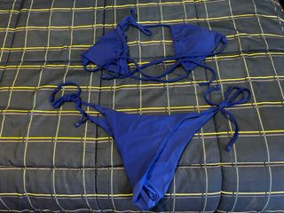 Bikini Azul Eléctrico