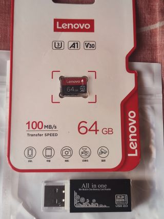 Pendrive y tarjeta de 64GB + Lector de Tarjetas