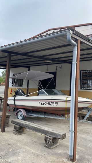 Barco GLASTRON LA RAYA en muy buen estado